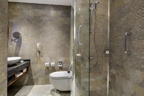 DoubleTree by Hilton Hotel Istanbul - Piyalepasa in Fatih — foto 29