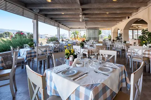 Oneiro Boutique Hotel in Τιγκάκι — foto 5