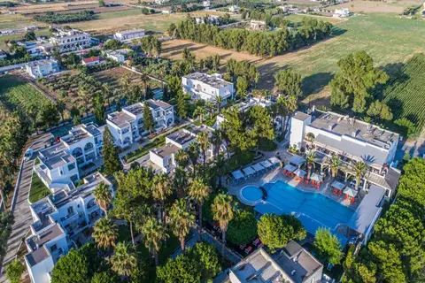 Palladium Hotel in Μαρμάρι — foto 17