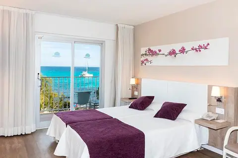 Hotel Brisa Marina - Adults only in Santa Margalida — foto 9