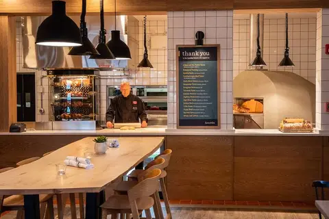 Elk & Avenue Hotel in Banff — foto 16