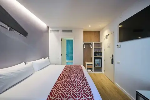 Catalonia Avinyo in Barcelona — foto 21