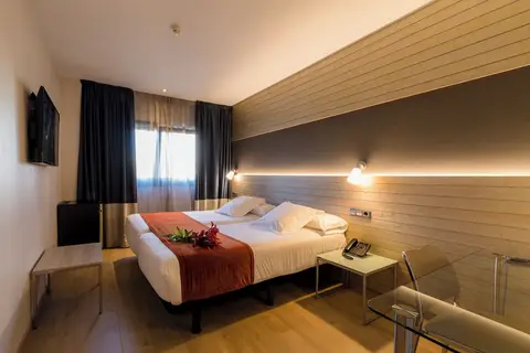 Hotel Avenida in A Coruña — foto 29