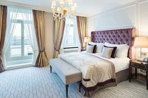 Fairmont Hotel Vier Jahreszeiten Hamburg in Hamburg — foto 23