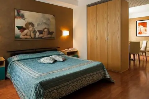 Hotel Leonardo Da Vinci Erba in Erba — foto 12