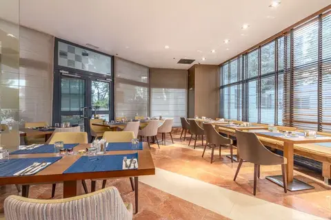 Eurostars Suites Mirasierra in Madrid — foto 5
