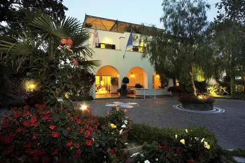 Villa Durrueli Resort & Spa in Ischia — foto 6
