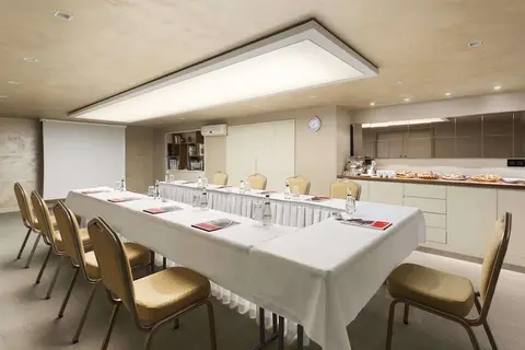 Ramada by Wyndham Istanbul Grand Bazaar in Fatih — foto 27