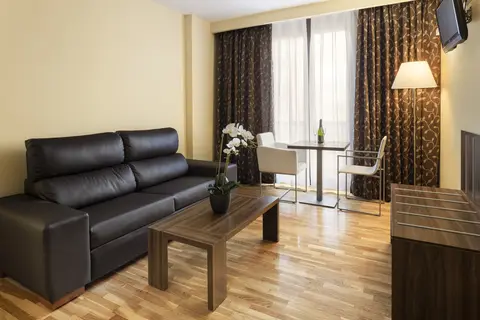 Exe Doña Carlota in Ciudad Real — foto 25