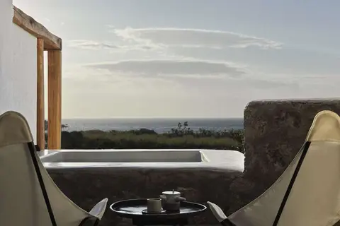 Nomad Mykonos Suites in Άνω Μερά — foto 25