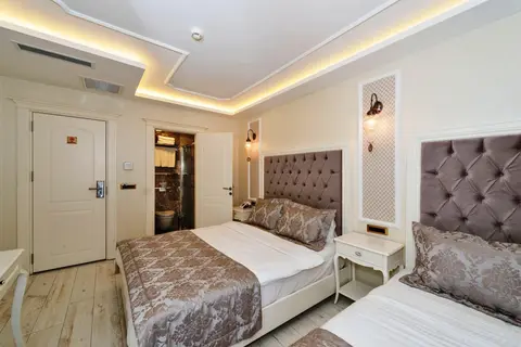 Zeynep Sultan in Fatih — foto 30