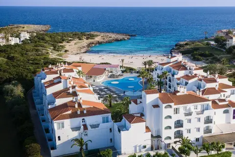 FERGUS Style Carema Beach in Ciutadella — foto 8