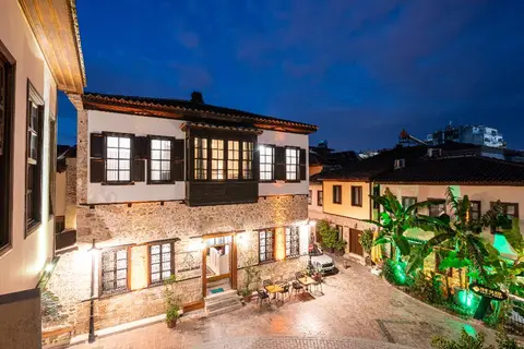 Cedrus Hotel in Muratpaşa — foto 4