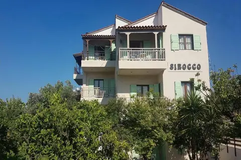 Sirocco Apartments in Chersonissos