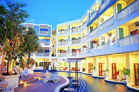 Andaman Seaview Hotel in ตำบลกะรน