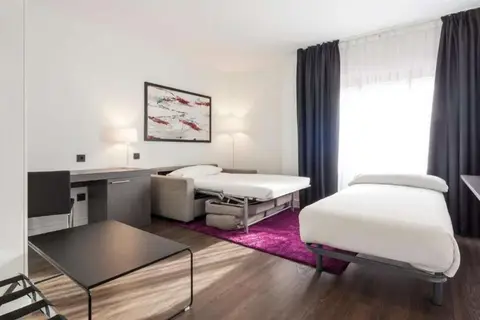 Hotel Ilunion Suites Madrid in Madrid — foto 4