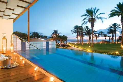 Constantinou Bros Asimina Suites Hotel in Geroskipou — foto 5