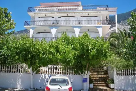 Agios Gerasimos Studios in Λουρδάτα — foto 17
