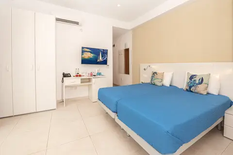 Gillieru Harbour Hotel in San Pawl il-Baħar — foto 28