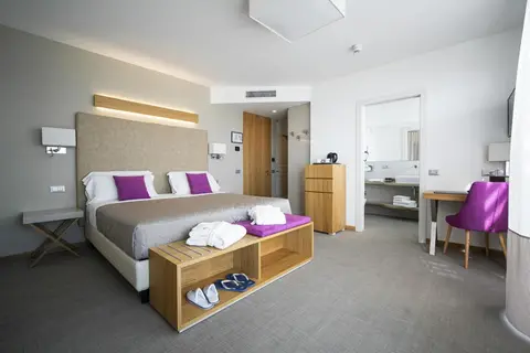 Hotel Le Soleil in Rome — foto 29