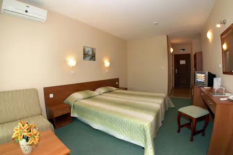 Hotel L&B in Несебър — foto 25