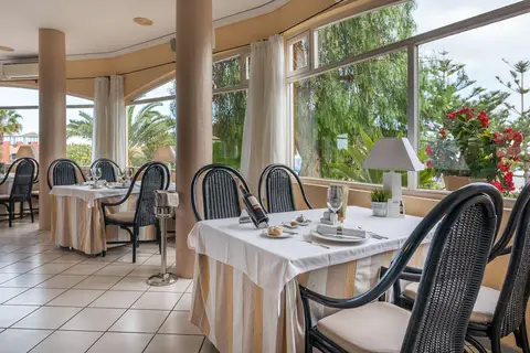 LIVVO Risco del Gato Suites in Costa Calma — foto 14