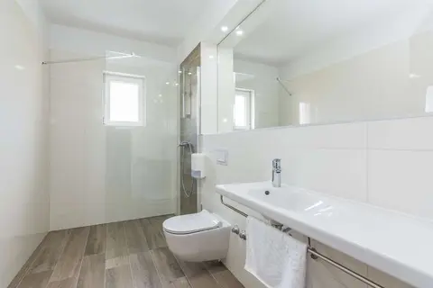 Hotel & Appartementen Villa 4M in Ražanac — foto 30