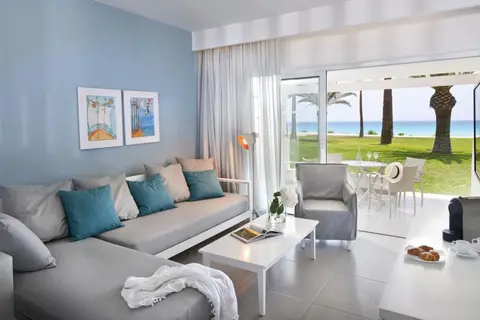 Nissi Beach Resort in Ayia Napa — foto 15