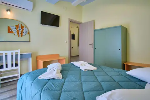 Yiannis Village Sidari in Λιβάδι — foto 14