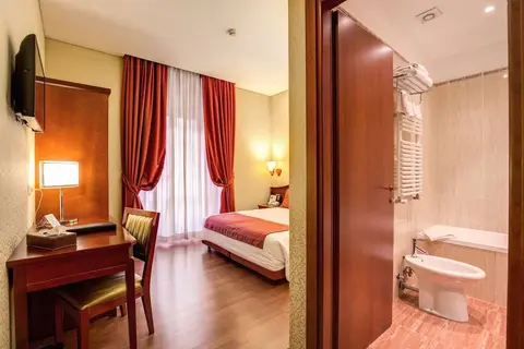 Augusta Lucilla Palace in Rome, foto 3