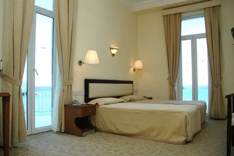 Dome Hotel in Girne — foto 5