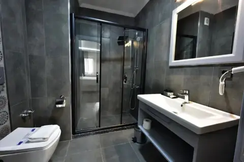 Almina Inn Hotel in Küçükçekmece — foto 4