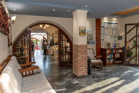 Erato Hotel in Δημοτική Ενότητα Γουβών — foto 9