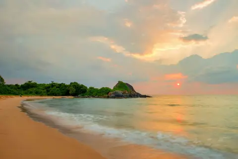 Shinagawa Beach in Balapitiya — foto 30