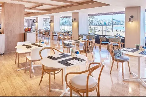 NH Imperial Playa in Las Palmas — foto 17