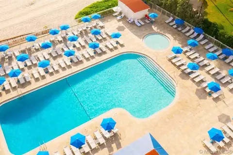 Ramada Plaza by Wyndham Marco Polo Beach Resort in Sunny Isles Beach — foto 5
