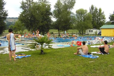 Camping 3 Lacs Du Soleil in Trept — foto 13