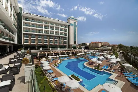 Luna Blanca Resort & Spa in Manavgat
