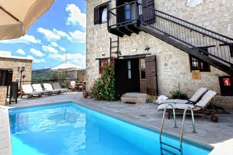 Leonidas Village Houses in Goudi — foto 4