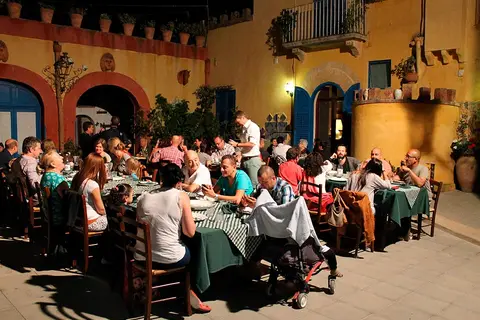 Duca Di Castelmonte in Trapani — foto 8