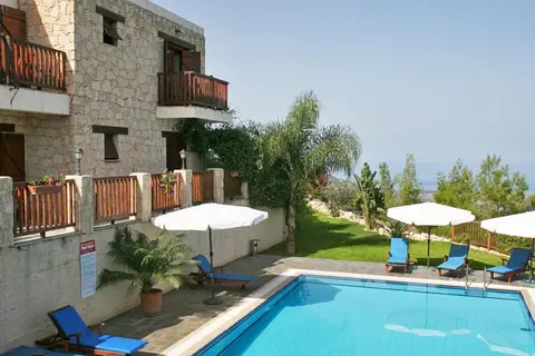 Paradisos Hills Hotel in Lysos