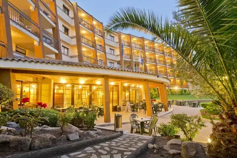 Appartementen GHT Tossa Park in Tossa de Mar — foto 2