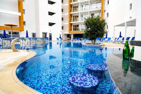 Captain Pier Hotel in Παραλίμνι
