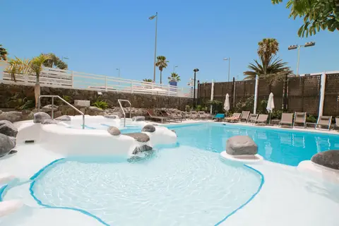 Hotel LIVVO Anamar Suites in San Bartolomé de Tirajana
