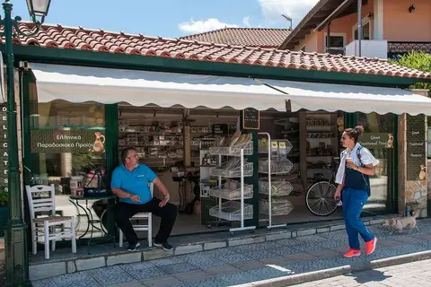 Tom & John Centre in Δημοτική Ενότητα Αρκαδίων — foto 11
