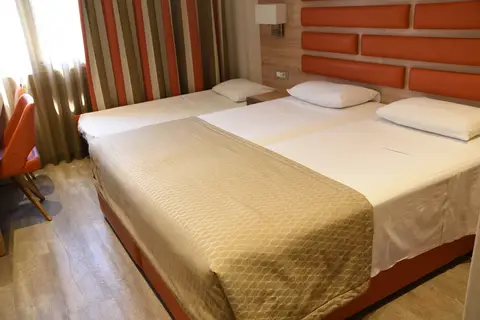 Jason Inn in Athene — foto 28