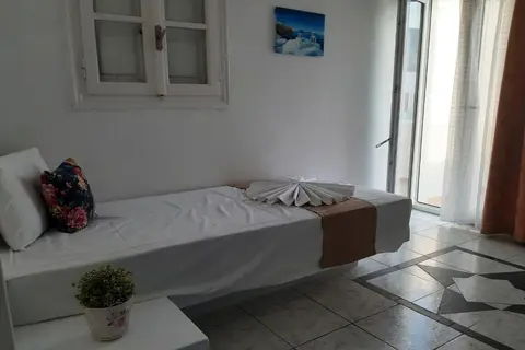 Atalos Hotel  Apartments & Suites in SUNFLOWER SANTORINI, foto 10