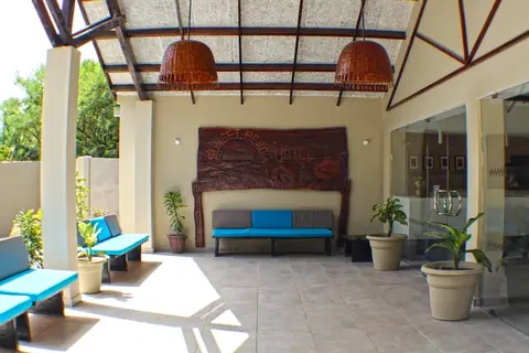 Sunset Beach Hotel in Dippa Kunda — foto 28