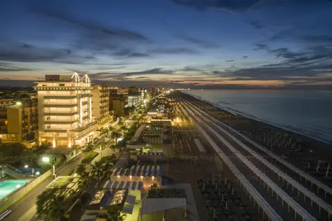 Hotel Tiffany’s in Riccione — foto 18