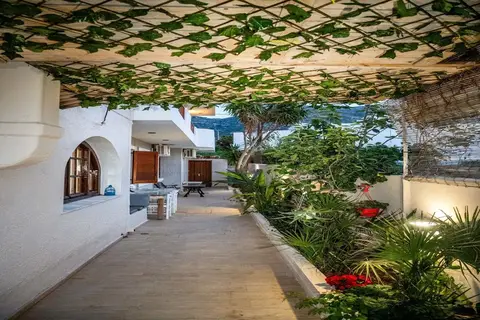 Alexandra Apartments in Δημοτική Ενότητα Μαλίων — foto 8